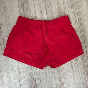 Lululemon sz 8 Shorts